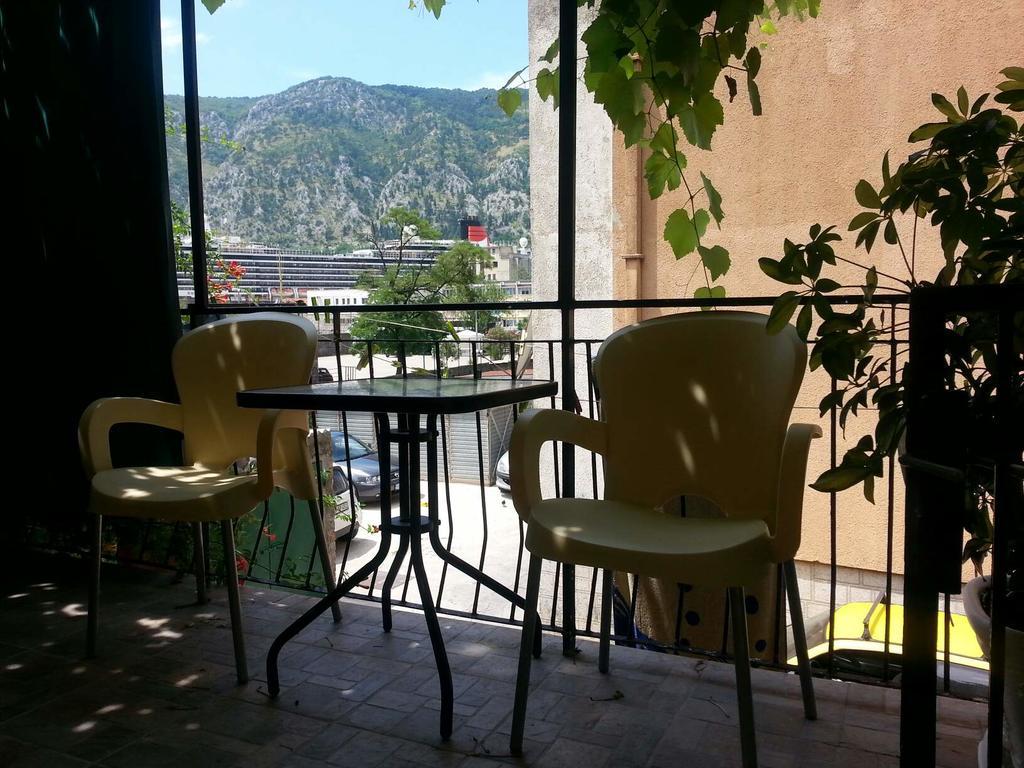 Apartment Kiki Kotor Kültér fotó